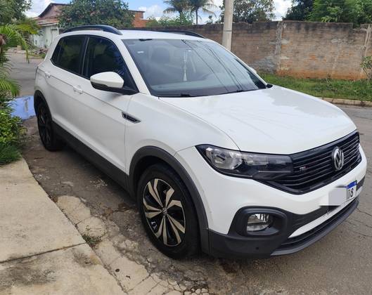 VOLKSWAGEN T-CROSS 1.0 200 TSI TOTAL FLEX AUTOMÁTICO